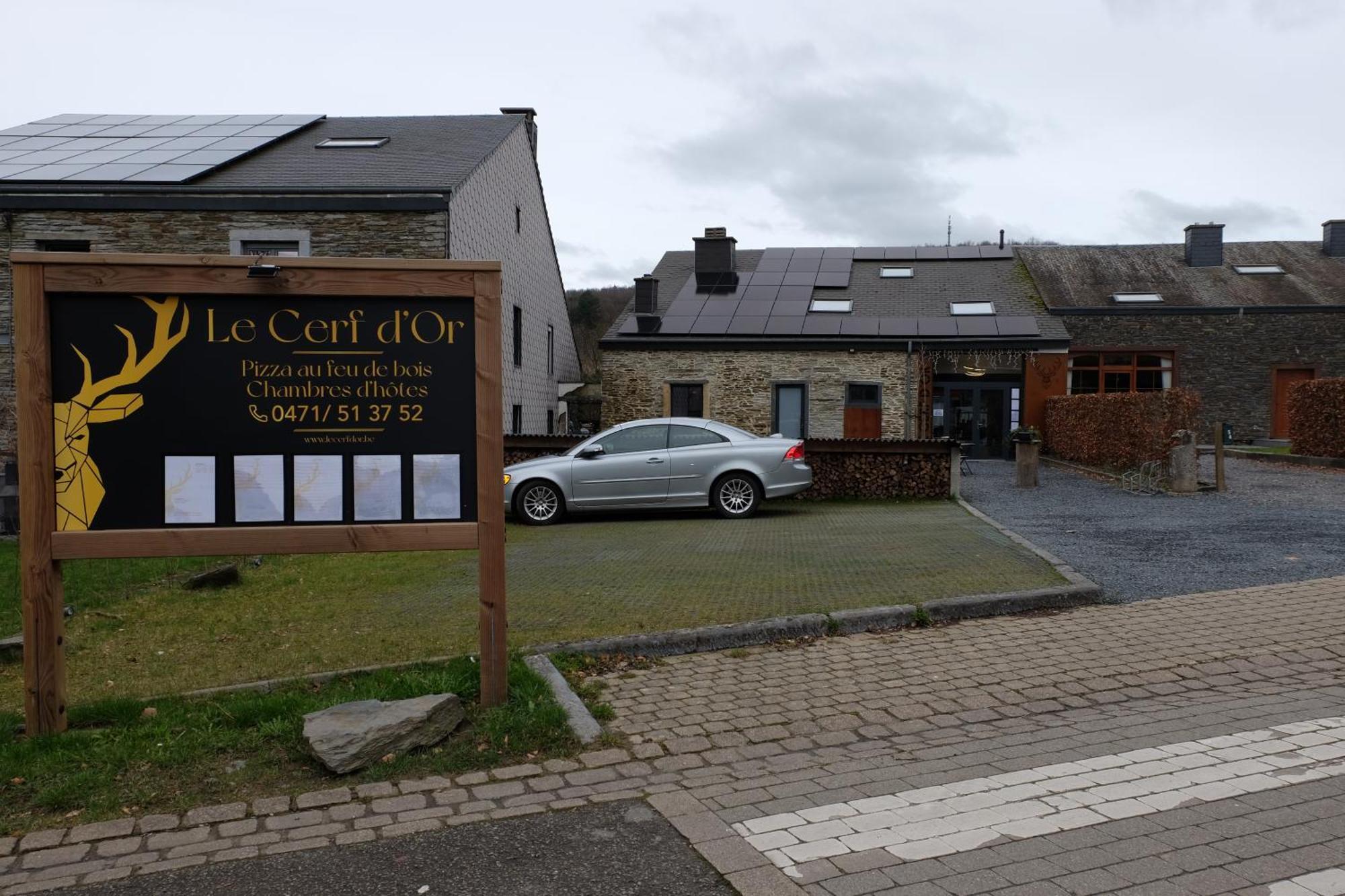 Le Cerf D'Or Hotel Herbeumont Exterior foto